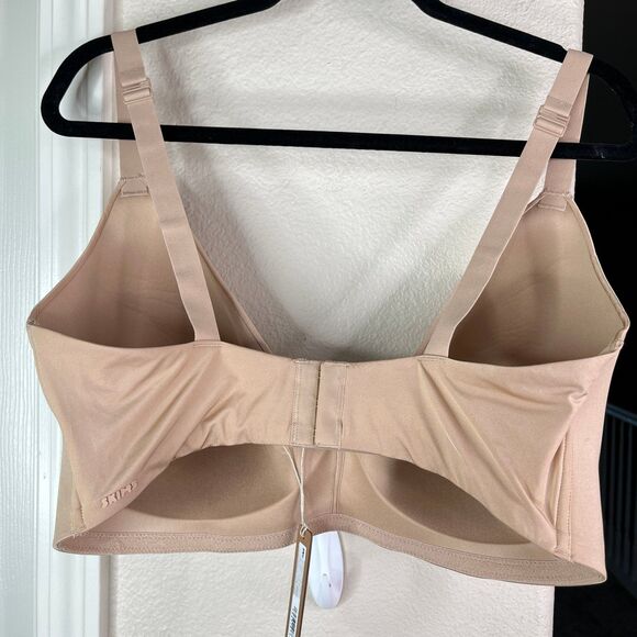 NWT SKIMS Wireless Form T-Shirt Demi Women’s Bra Size 42DDDD #540 - Picture 7 of 12